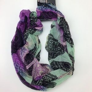 The Perfect Adjusted Scarf  Women’s By D&Y